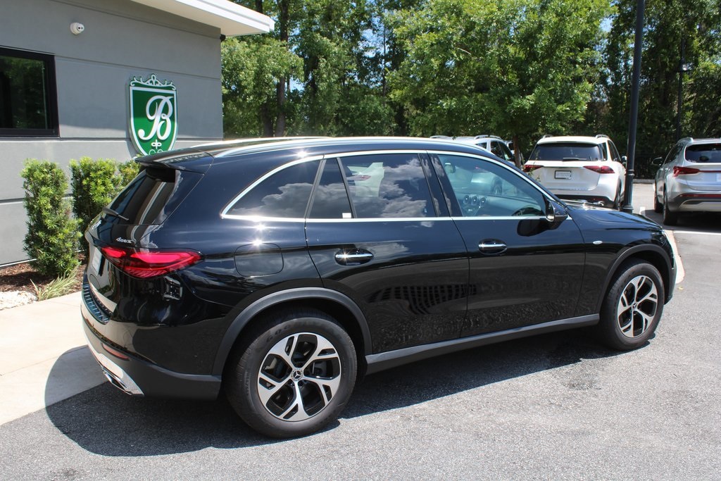2025 Mercedes Benz GLC 350e 4MATIC photo 3