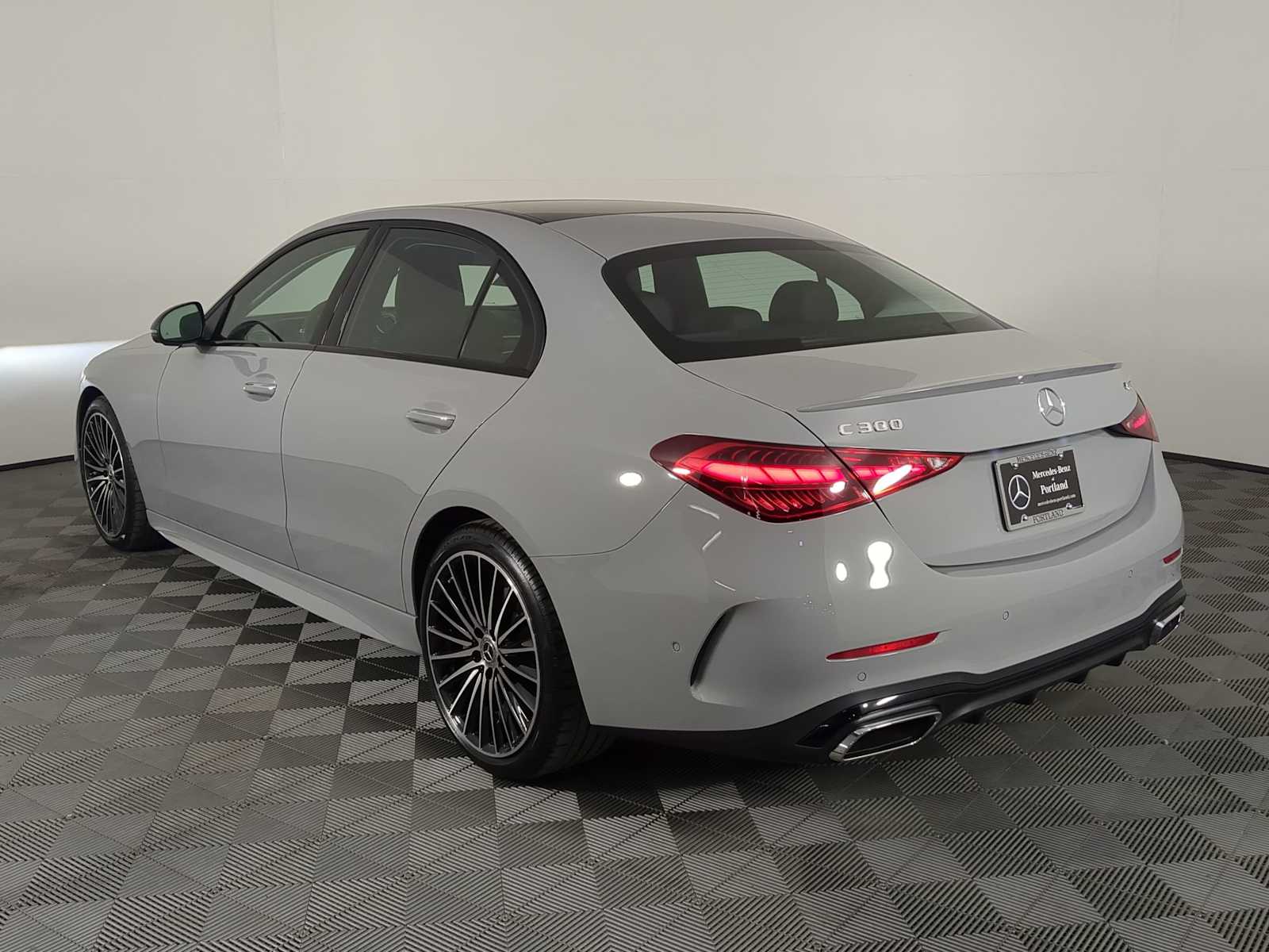2025 Mercedes Benz C 300 4MATIC photo 3