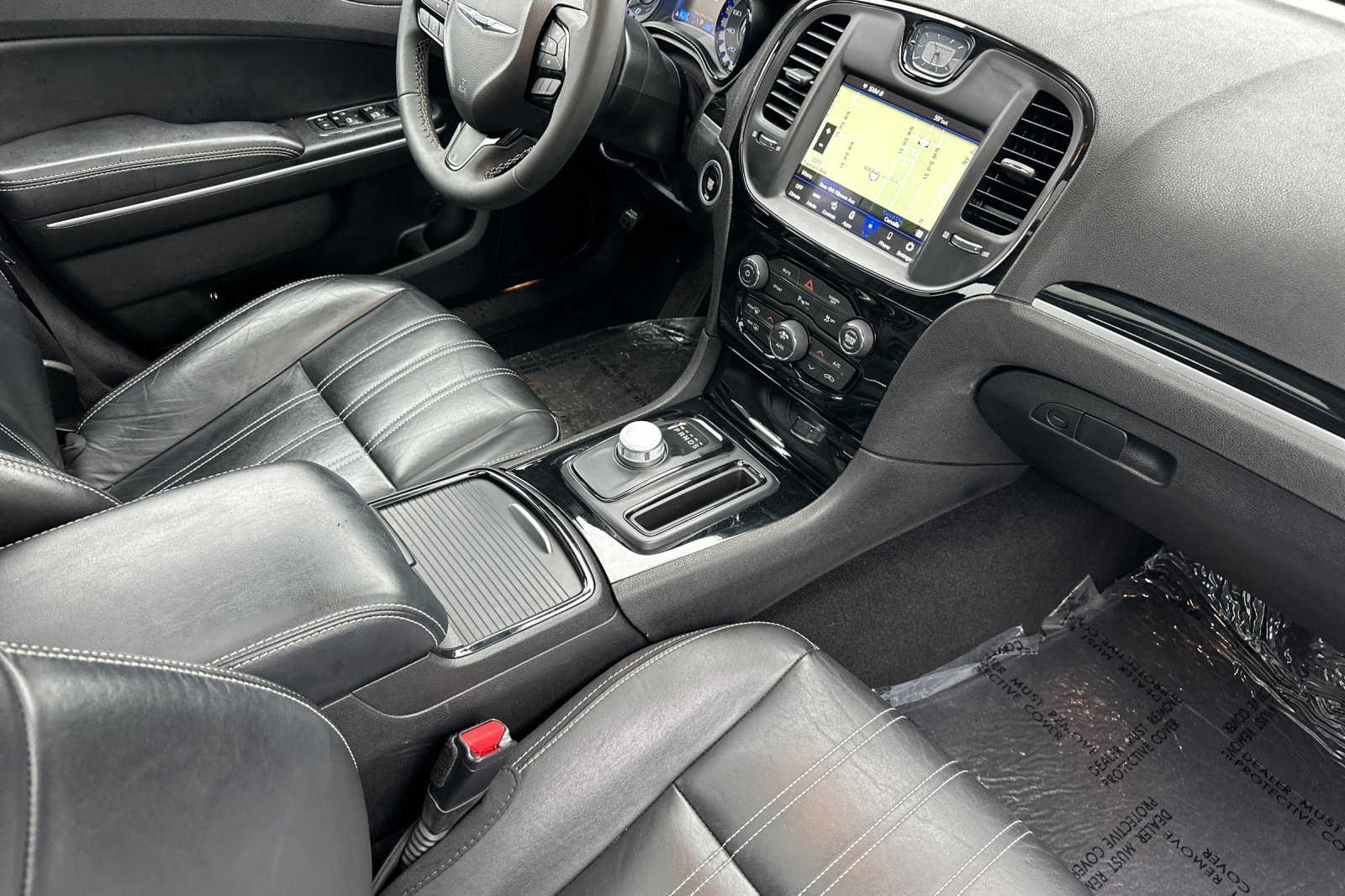 2023 Chrysler 300 S photo 14