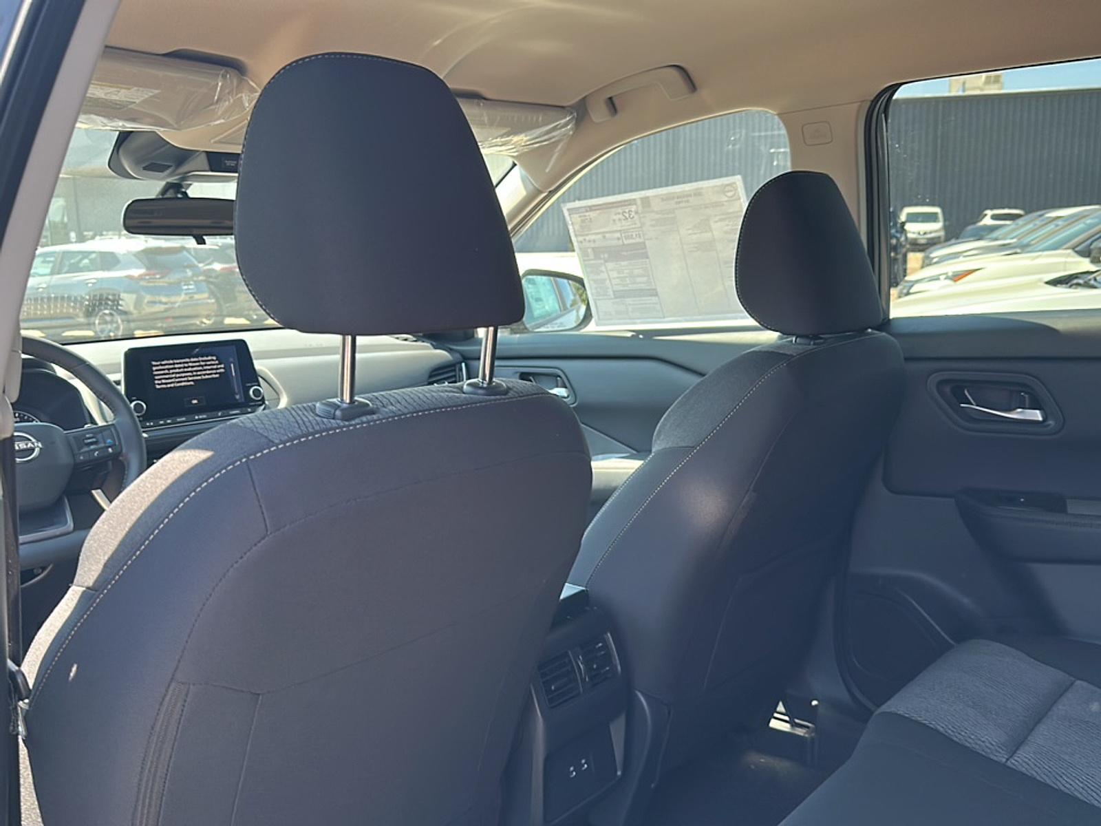 2026 Nissan Rogue SV photo 2
