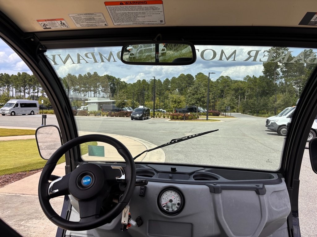 2022 Polaris GEM Standard Bed photo 14