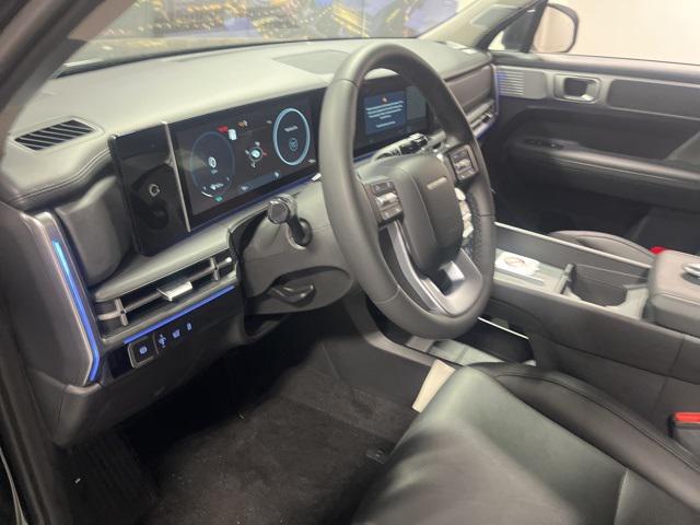 2025 Hyundai Santa Fe Limited photo 9