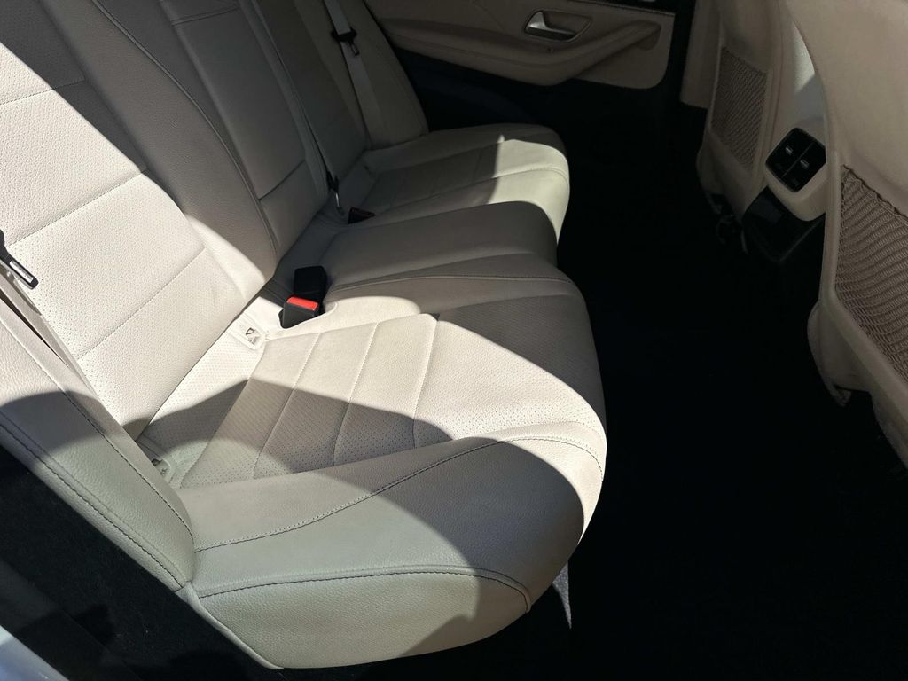 2022 Mercedes Benz GLE 350 4MATIC photo 23