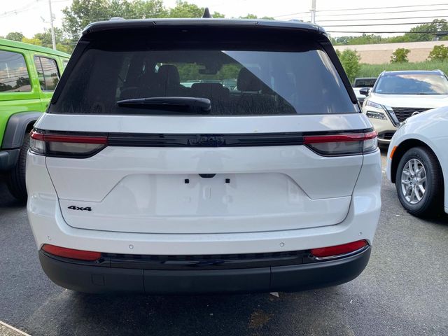 2025 Jeep Grand Cherokee Altitude X photo 3