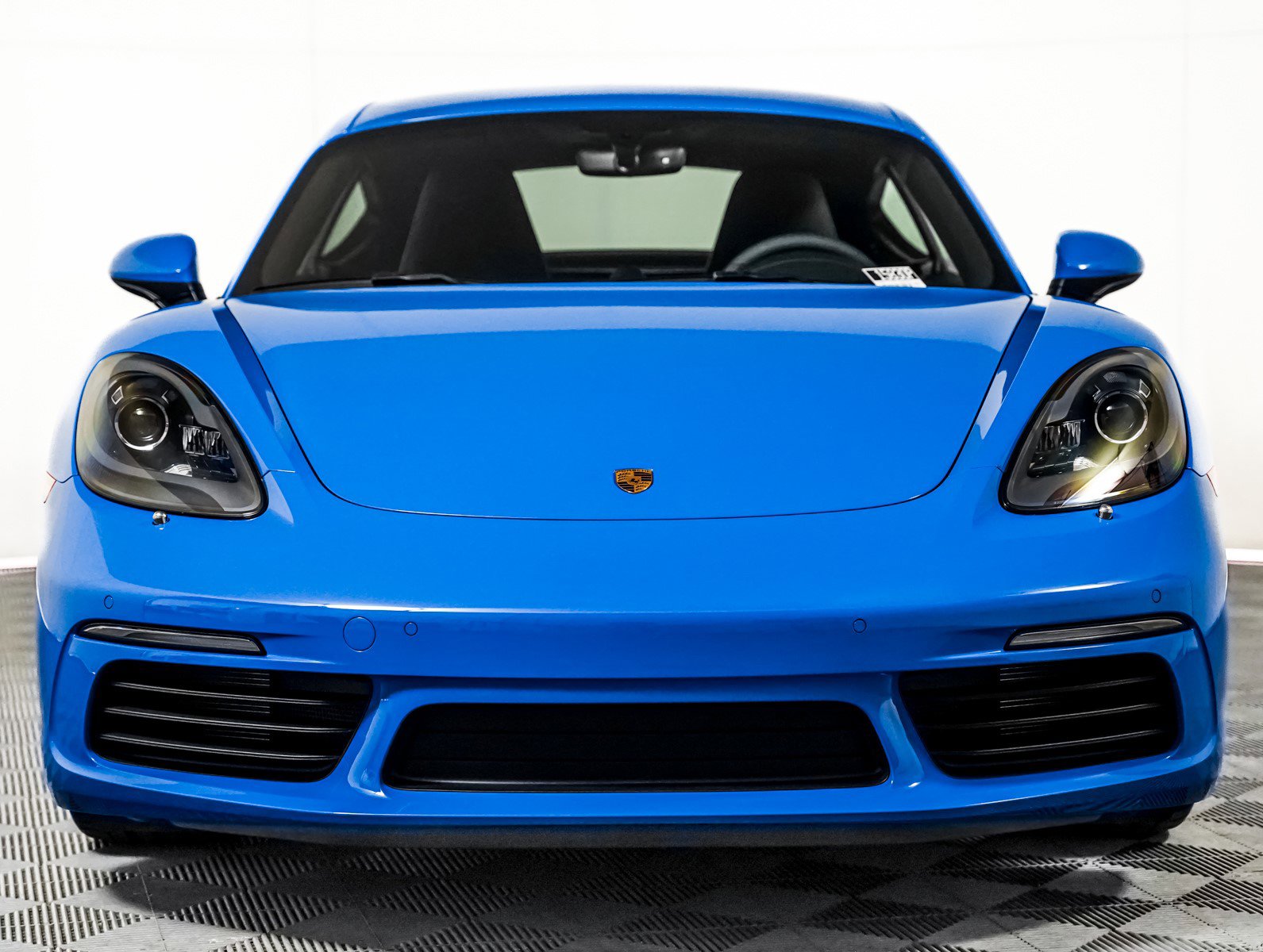 2025 Porsche Cayman photo 6