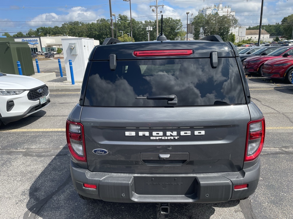 2025 Ford Bronco Sport Badlands photo 3