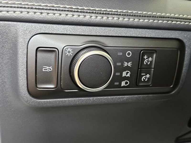 2025 Ford Mustang GT Premium Convertible photo 16