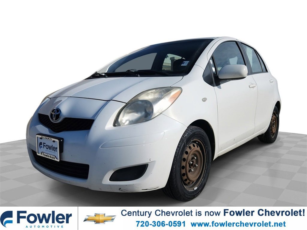 2010 Toyota Yaris Base's photo