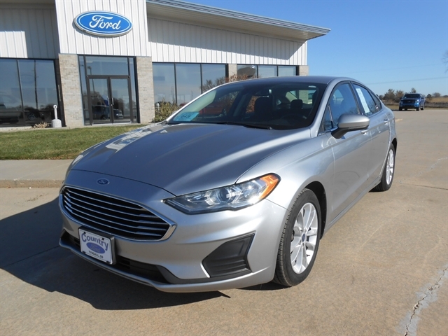 2020 Ford Fusion Hybrid SE
