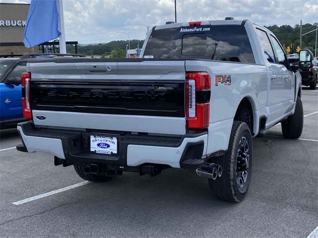 2025 Ford F-250 Platinum photo 2