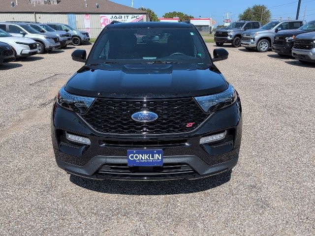2022 Ford Explorer ST photo 12