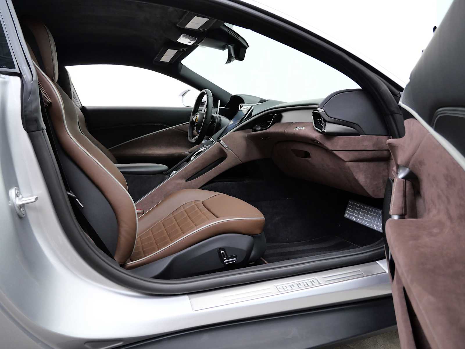 2024 Ferrari Roma photo 13