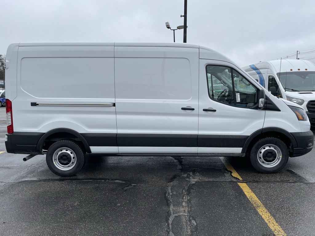2025 Ford Transit photo 2