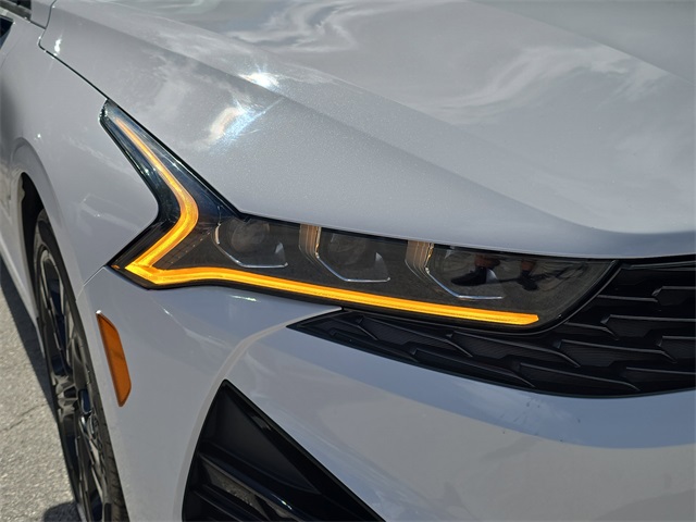 2021 Kia K5 GT-Line photo 4