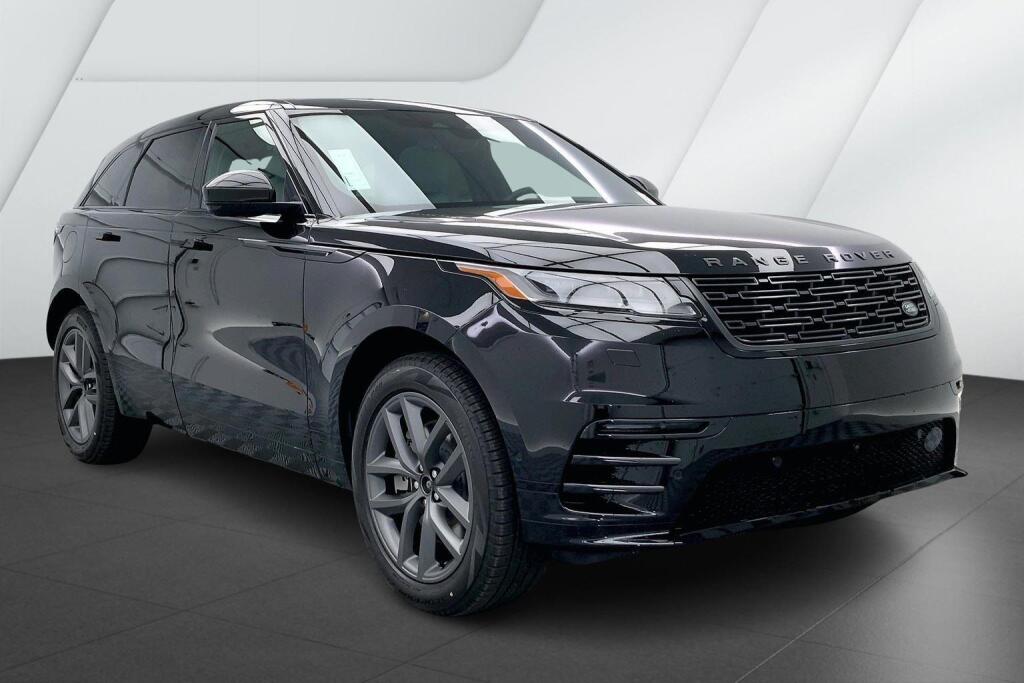 2026 Land Rover Range Rover Velar Dynamic SE's photo