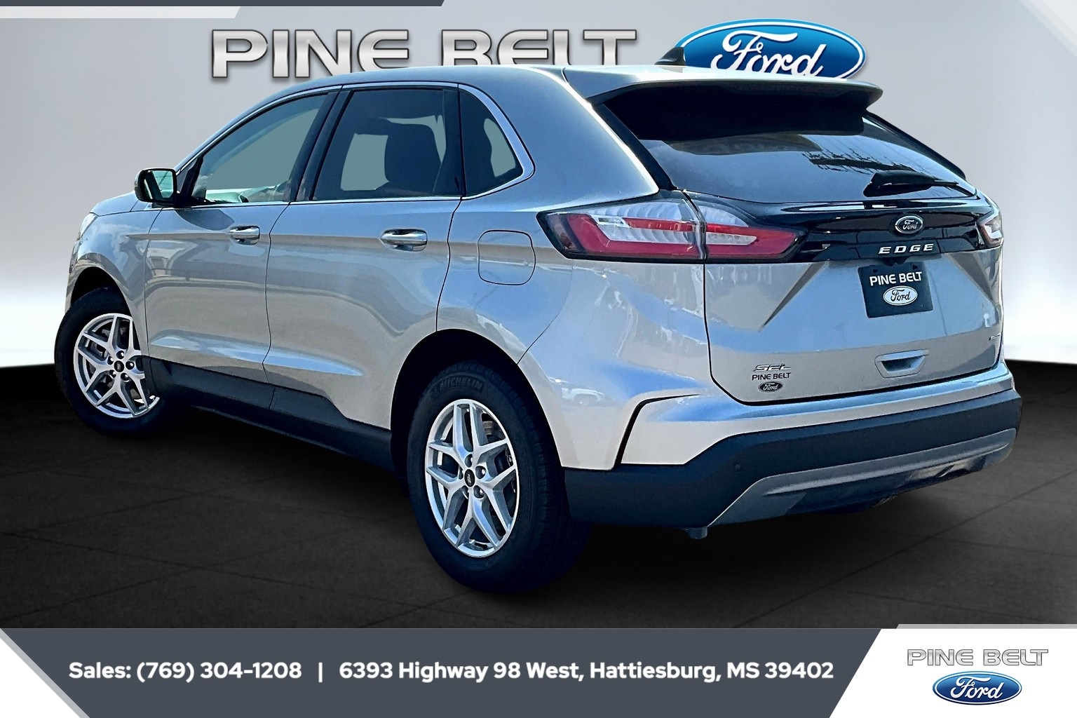2024 Ford Edge SEL photo 2