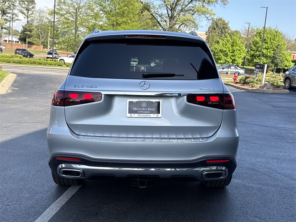 2025 Mercedes Benz GLS 450 4MATIC photo 4
