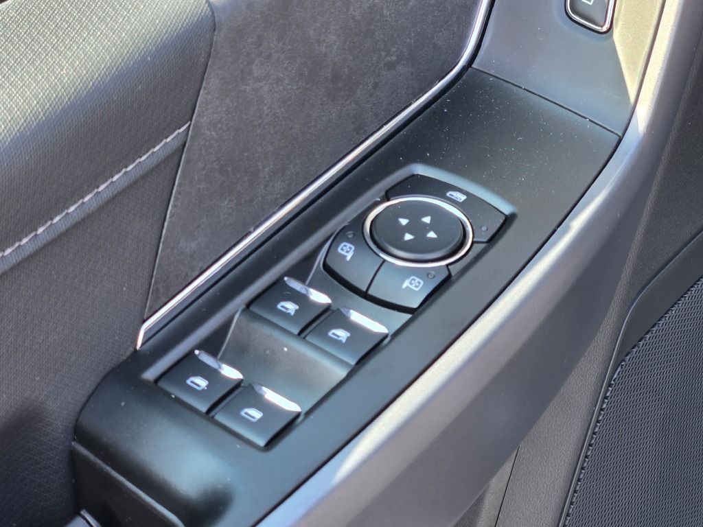 2025 Ford F-150 XLT photo 15