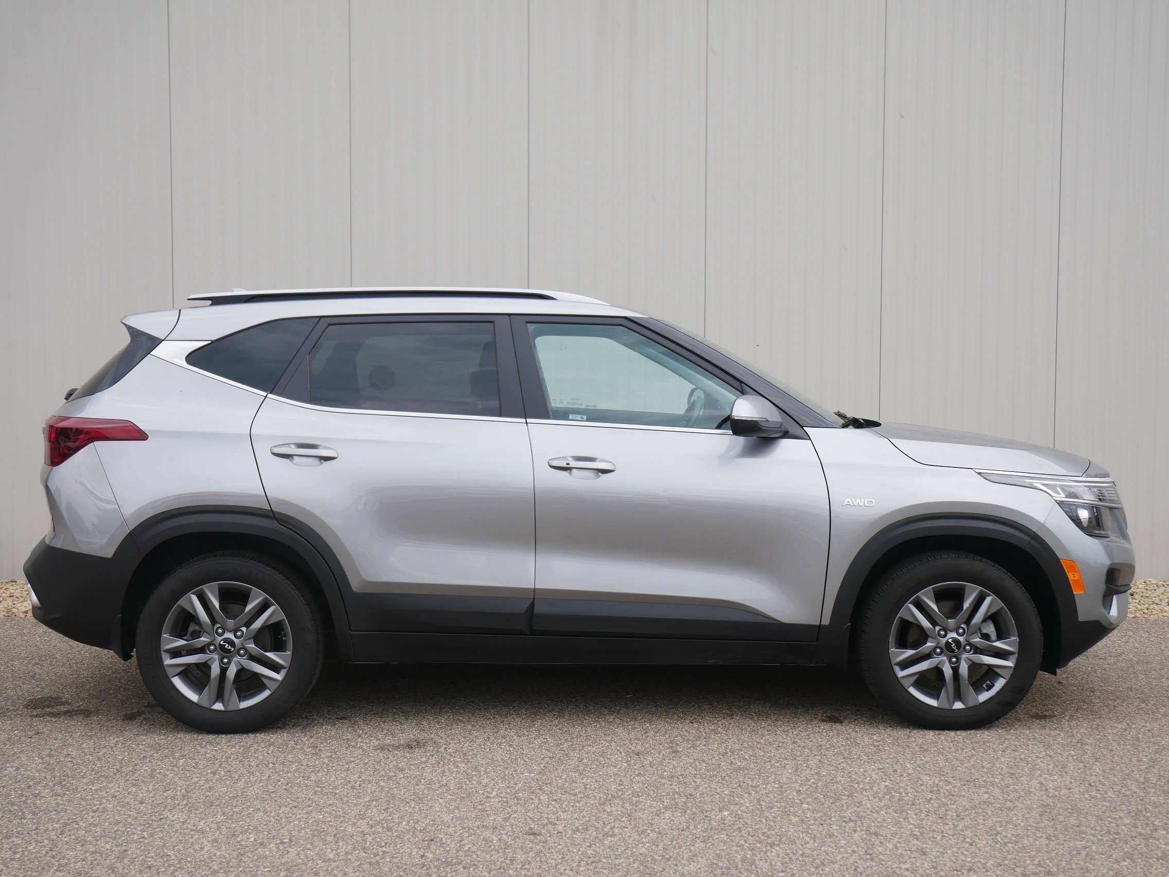 2023 Kia Seltos S photo 6
