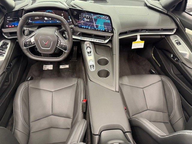 2026 Chevrolet Corvette Stingray 2LT photo 16