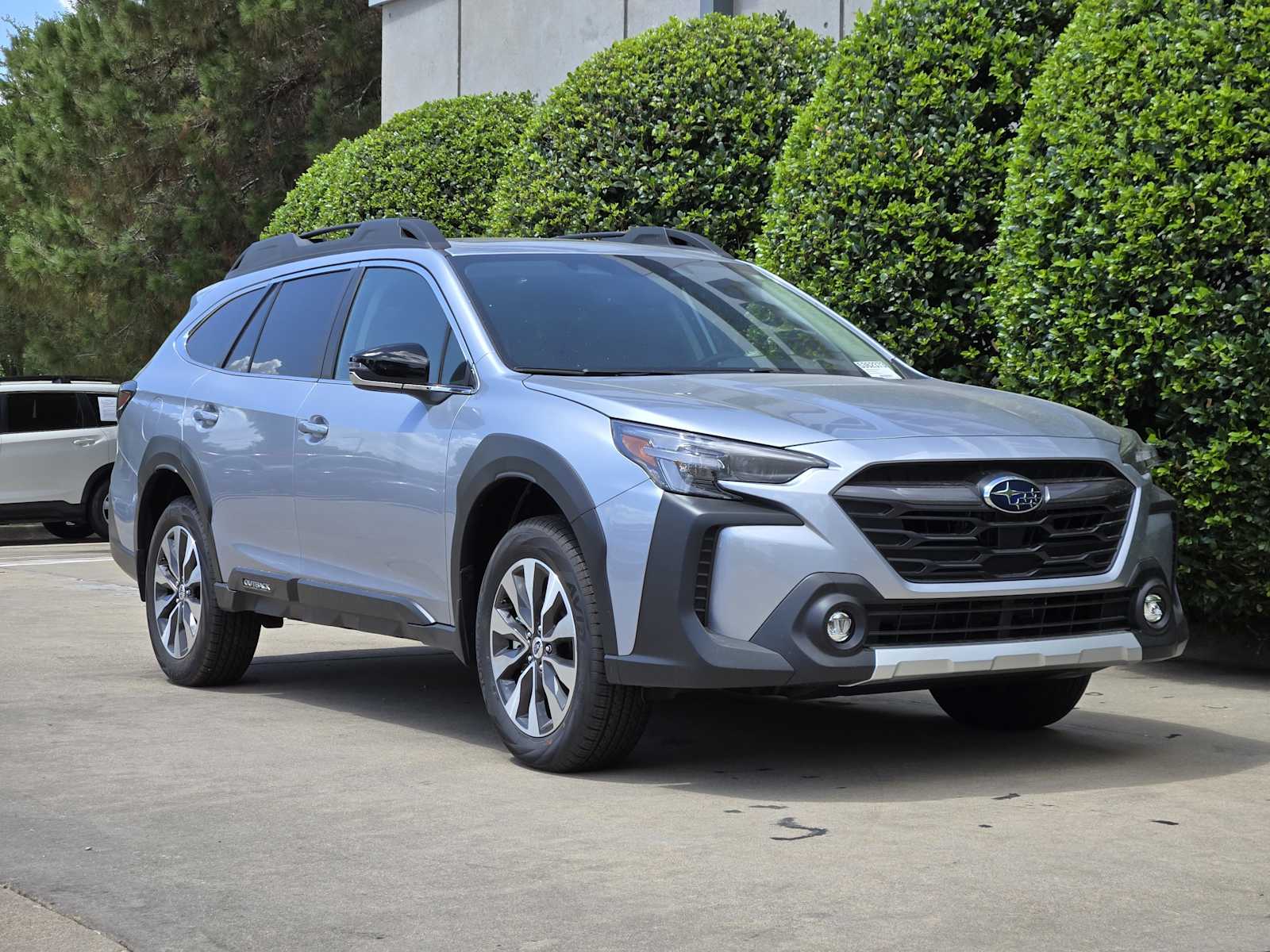 New 2025  Subaru Limited image 2