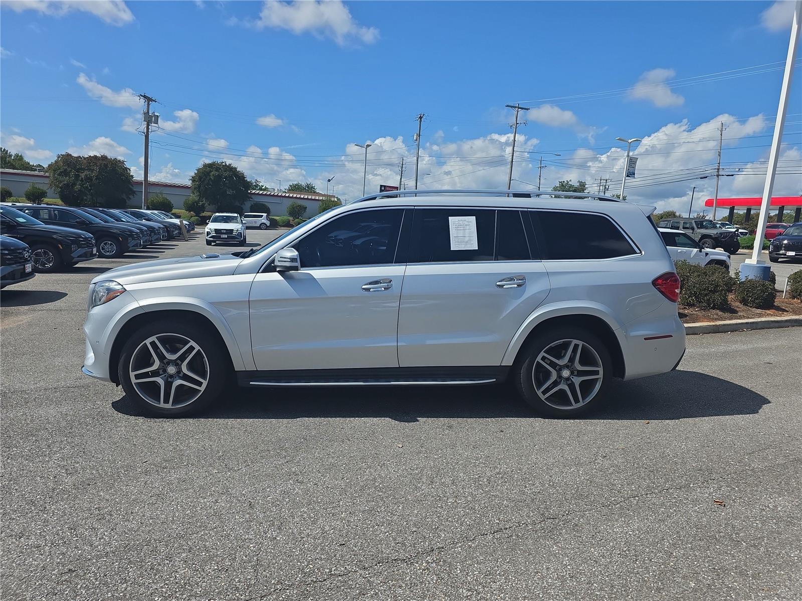 2017 Mercedes Benz GLS 550 4MATIC photo 8
