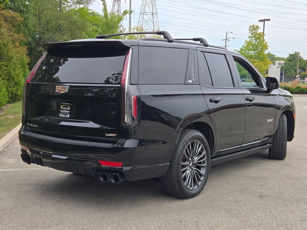 2023 Cadillac Escalade V-Series photo 14