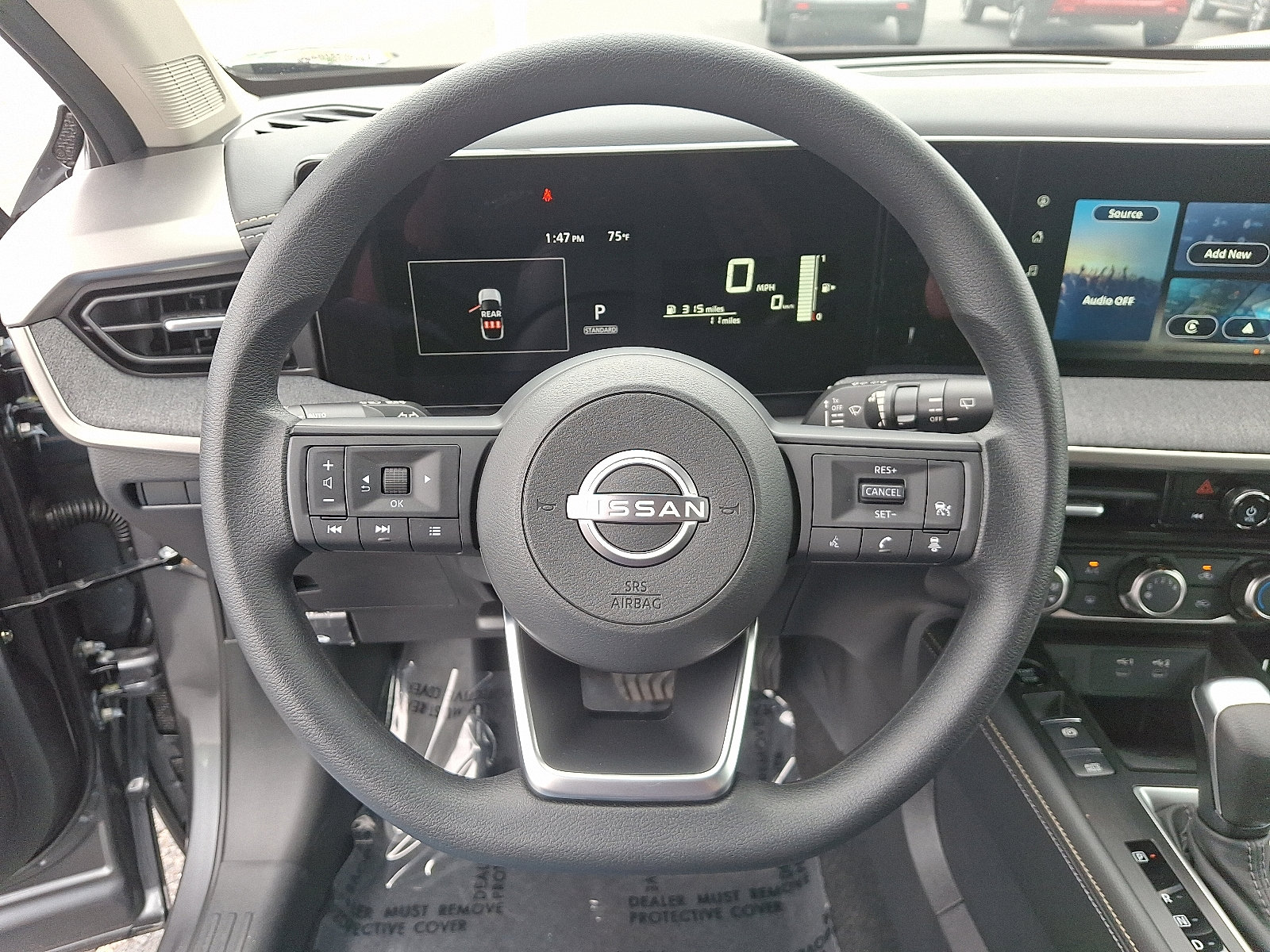 2025 Nissan Kicks SV photo 5