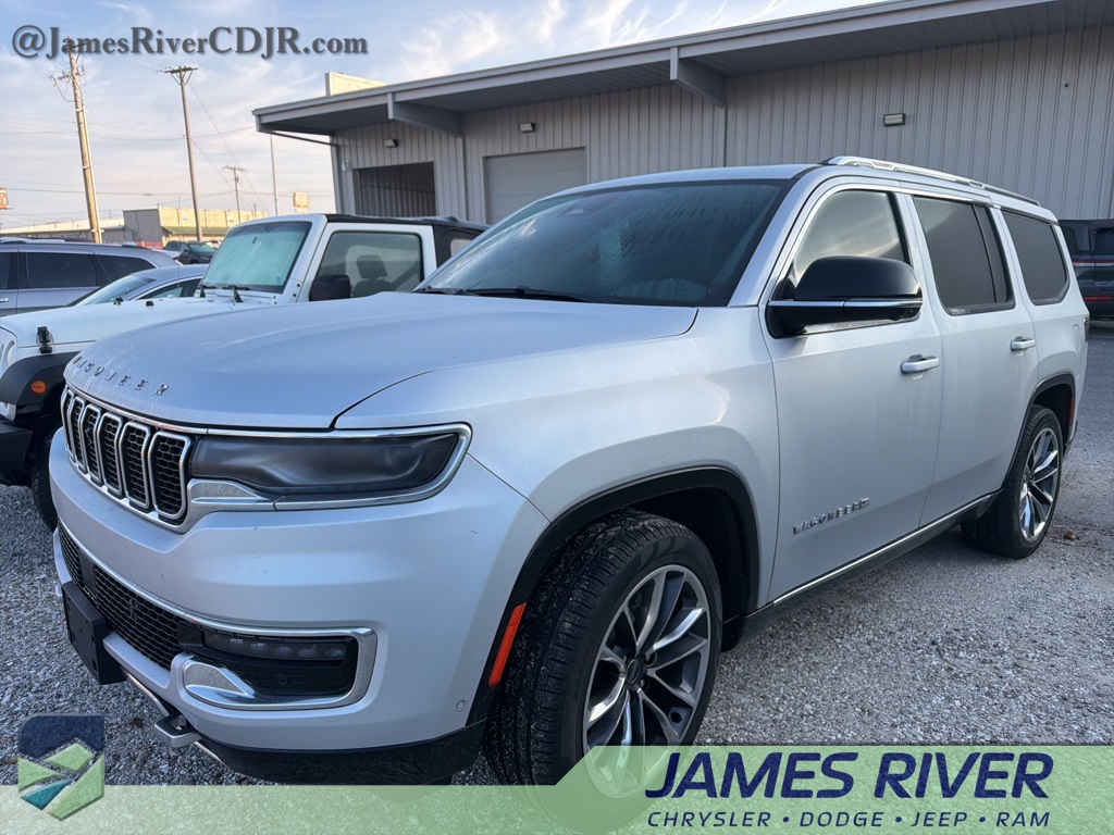 2023 Jeep Wagoneer Series III's photo