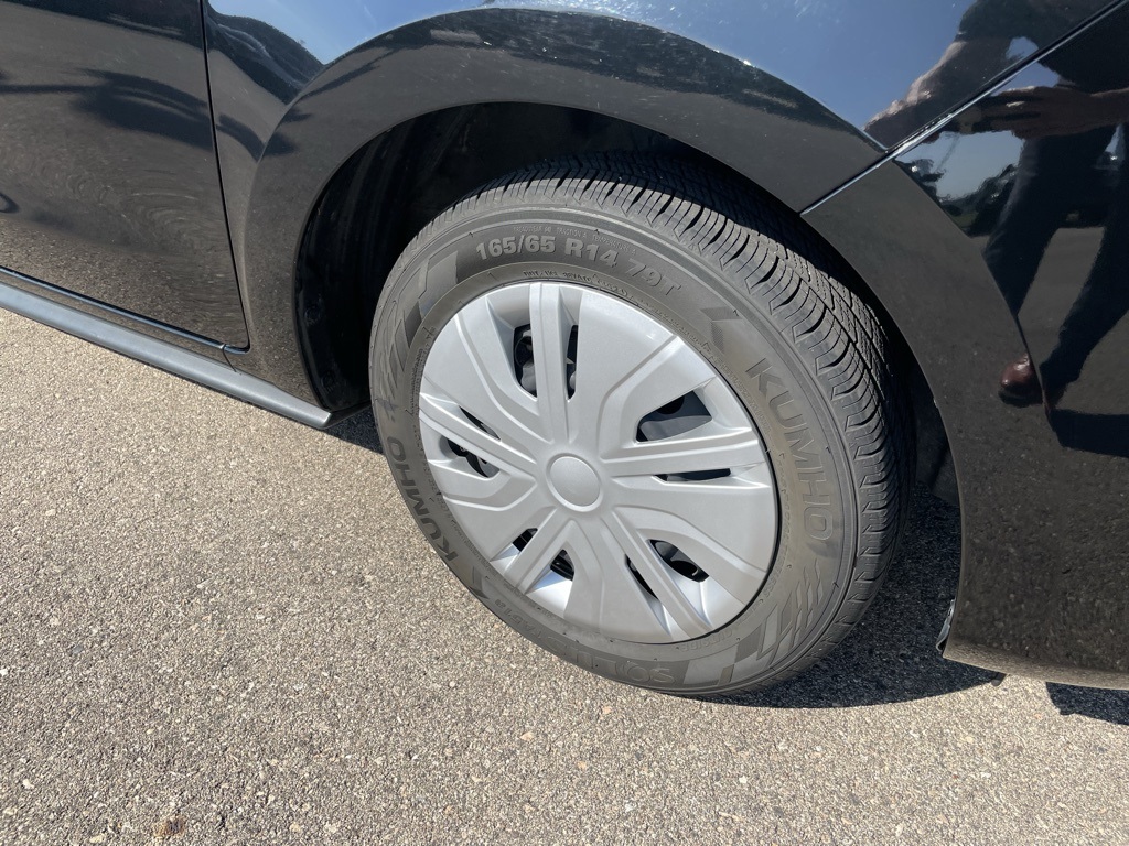 2022 Mitsubishi Mirage ES photo 3