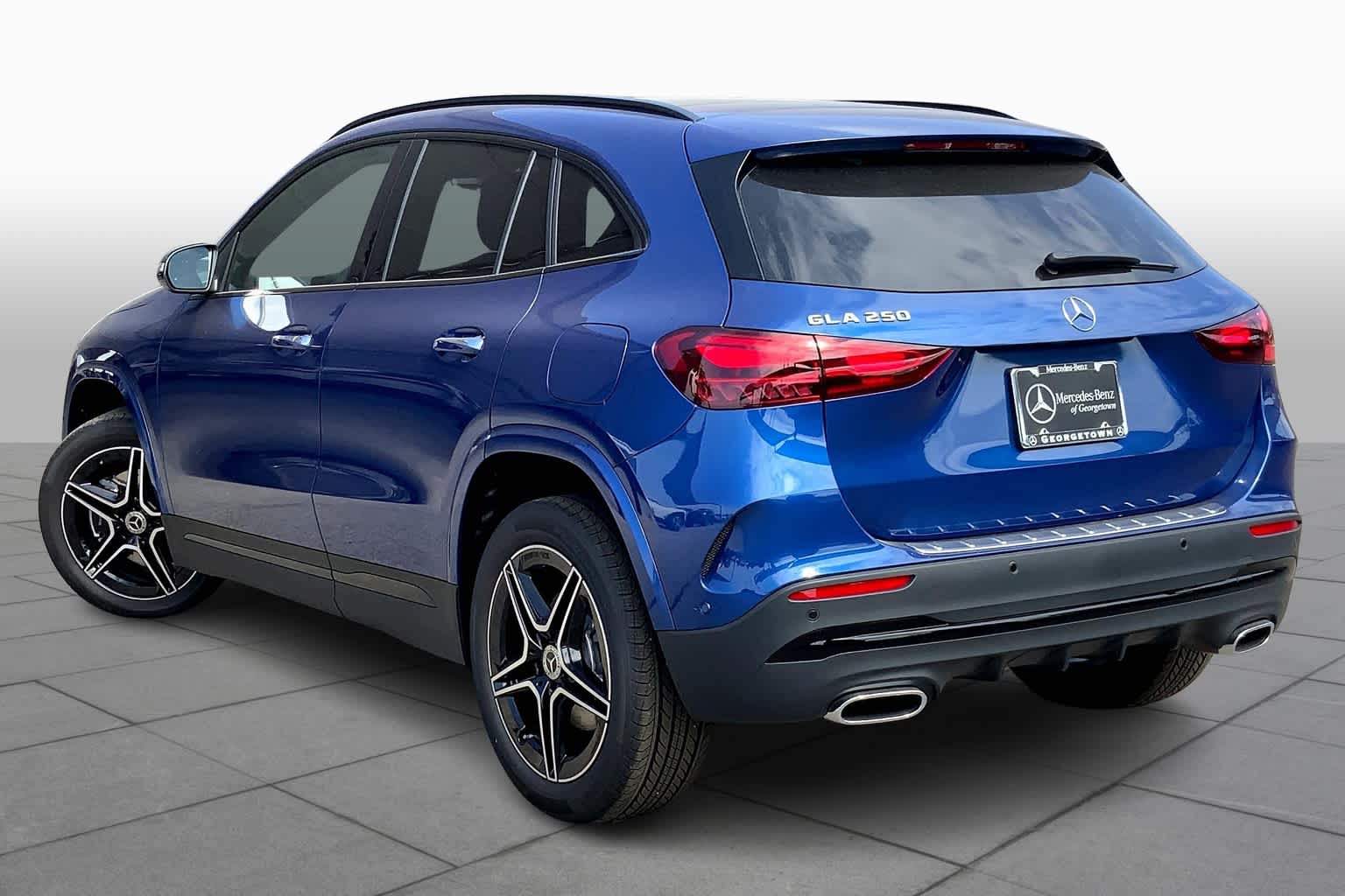 2025 Mercedes Benz GLA 250 photo 4