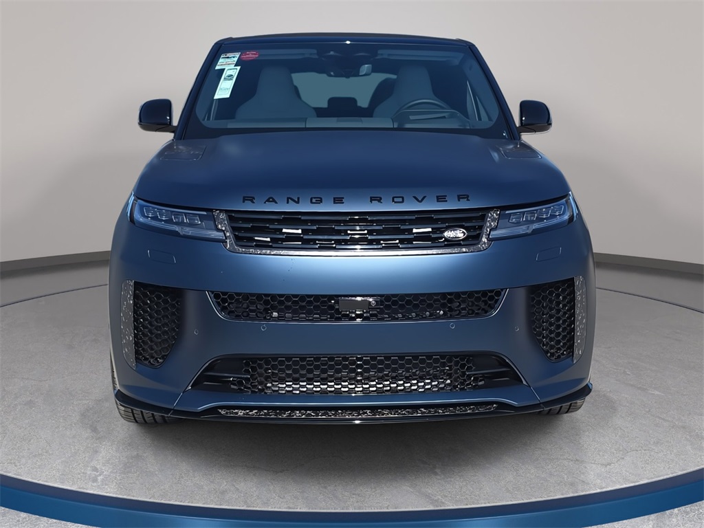 2025 Land Rover Range Rover Sport photo 2