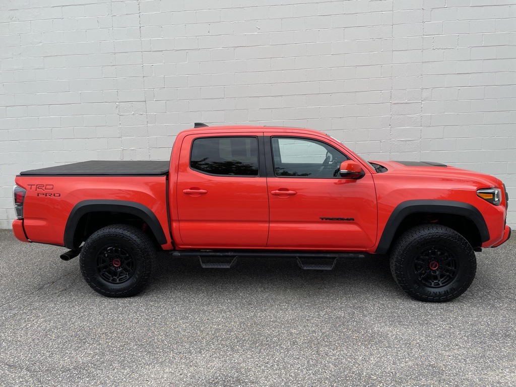 2023 Toyota Tacoma TRD Pro photo 3