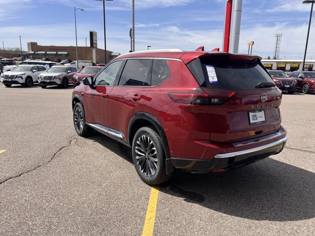 2025 Nissan Rogue Platinum photo 5