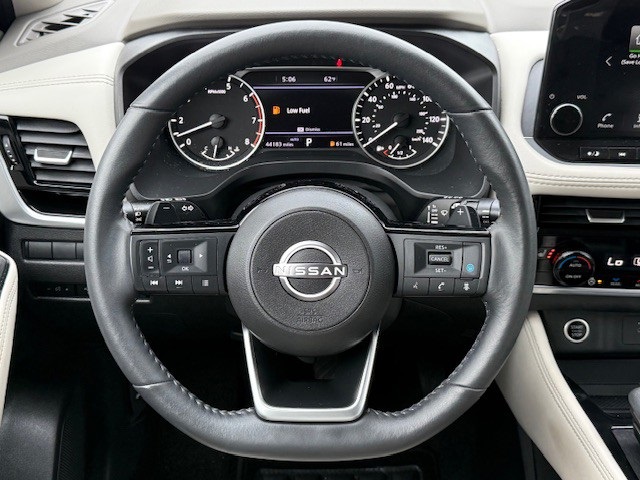 2023 Nissan Rogue SL photo 24