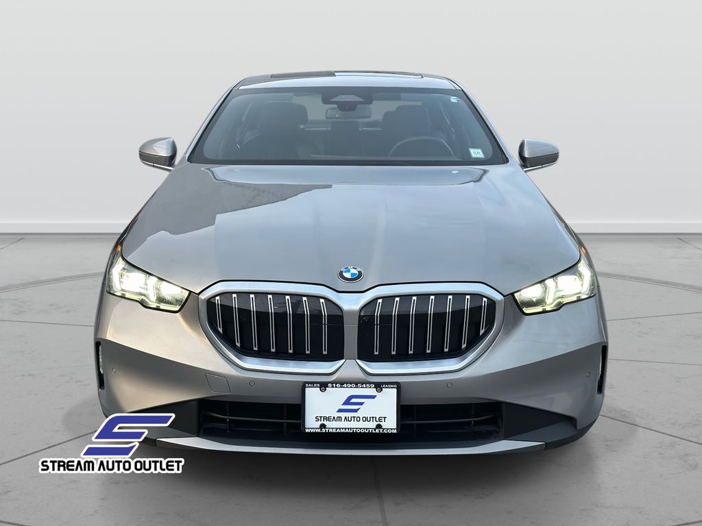 2024 Bmw 530i xDrive photo 2