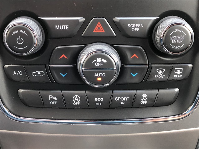 2020 Jeep Grand Cherokee Laredo photo 26