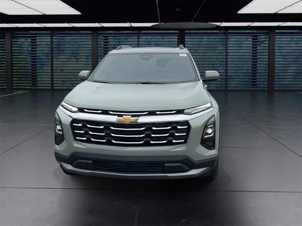 2026 Chevrolet Equinox LT photo 3
