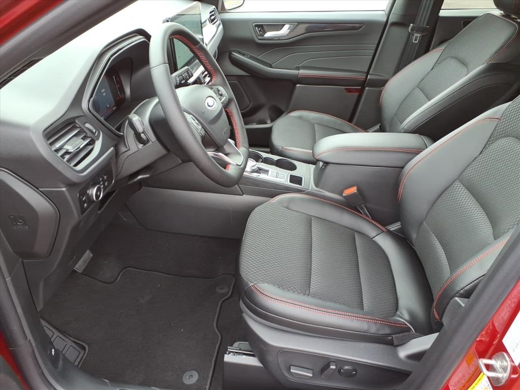 2026 Ford Escape ST-Line Select photo 4
