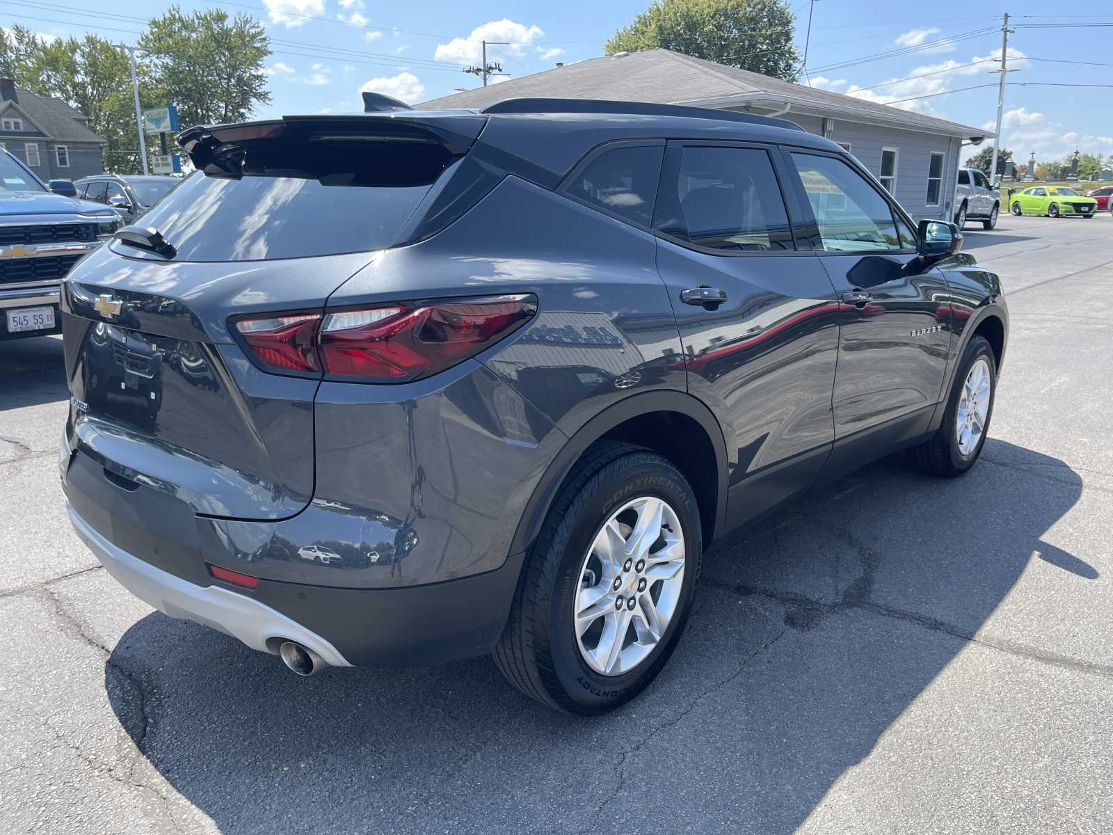 2022 Chevrolet Blazer photo 2