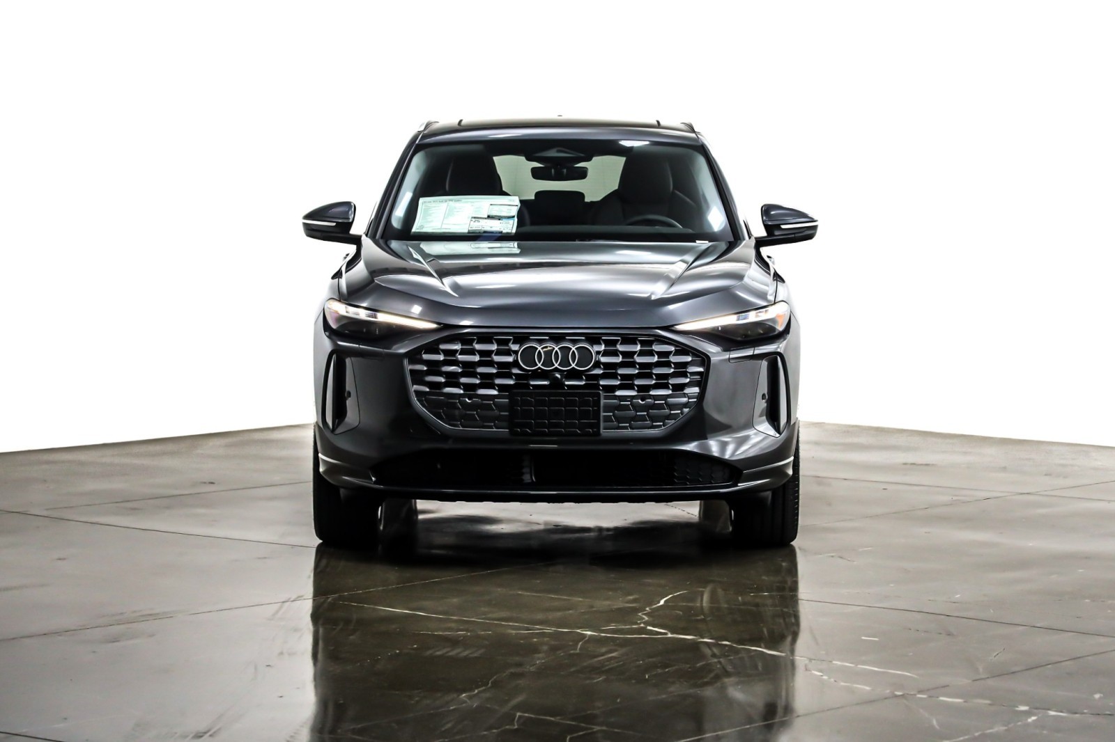 2025 Audi Q5 Premium Plus TFSI photo 2