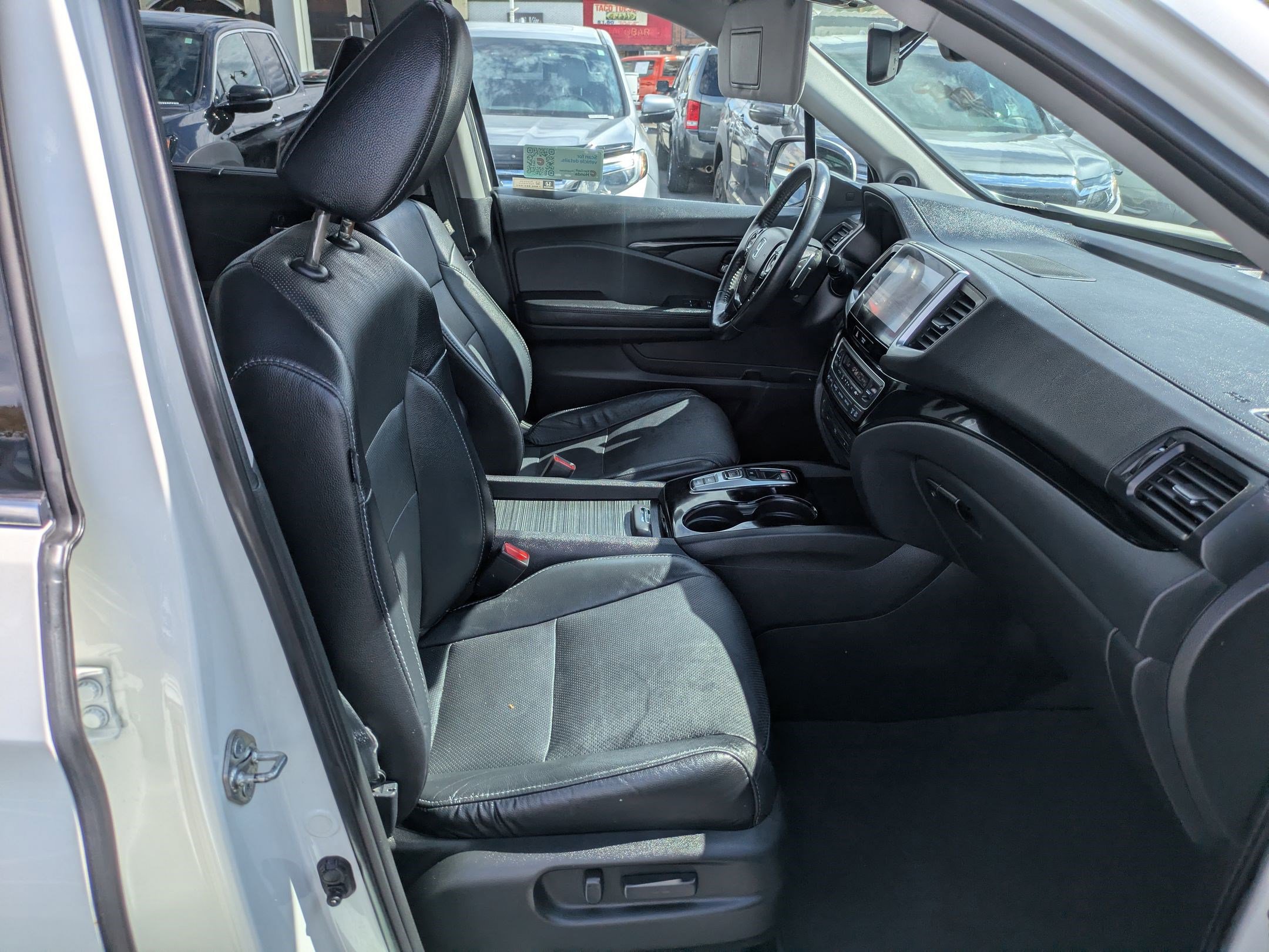 2018 Honda Pilot Elite photo 31