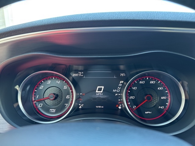 2016 Dodge Charger SE photo 19