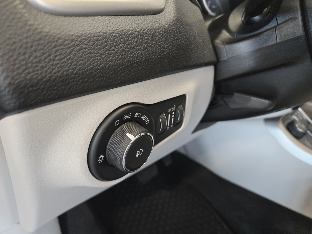 2018 Jeep Compass Latitude photo 22
