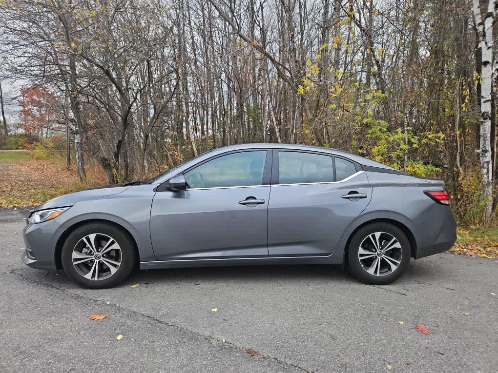2022 Nissan Sentra SV photo 2
