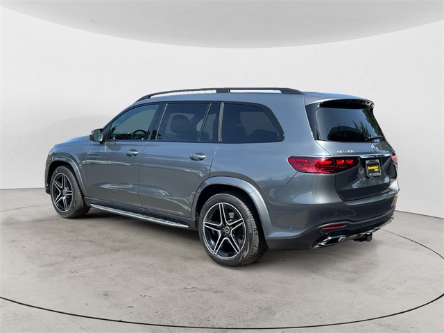 2025 Mercedes Benz GLS 450 4MATIC photo 3
