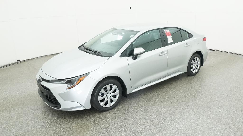 2026 Toyota Corolla LE's photo