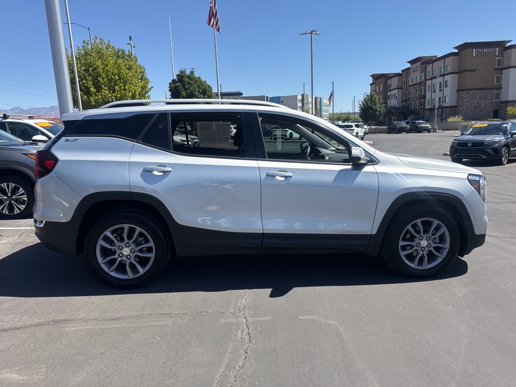 2022 Gmc Terrain SLT photo 3