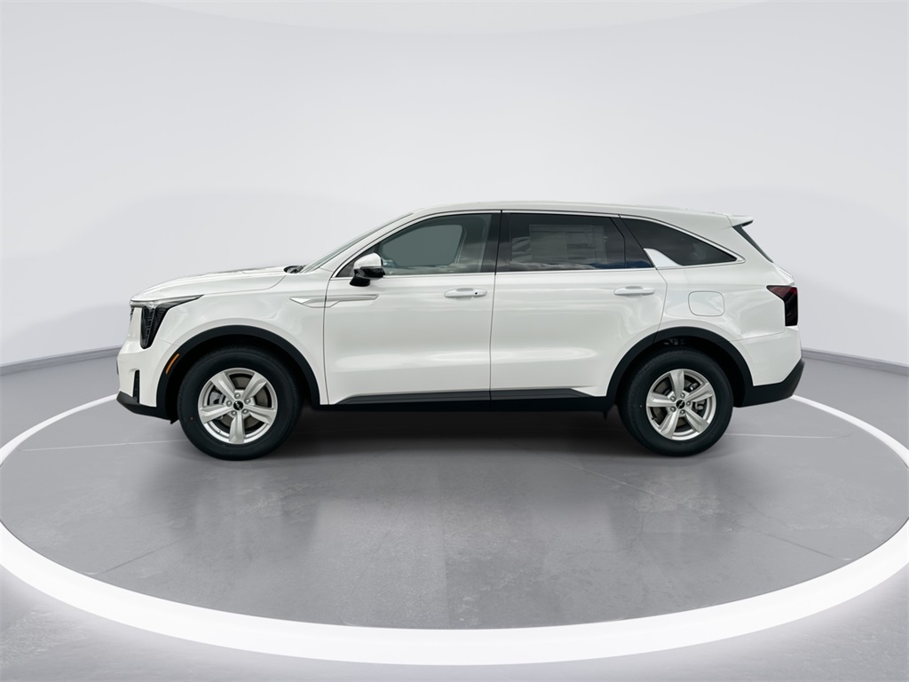 2025 Kia Sorento LX photo 4