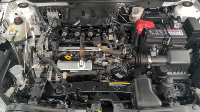 Used 2024 WHITE Nissan SV image 32